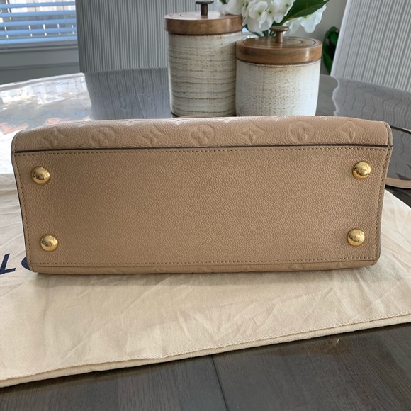 Pont Neuf Handbag Monogram Empreinte Leather MM - Picture 12 of 16